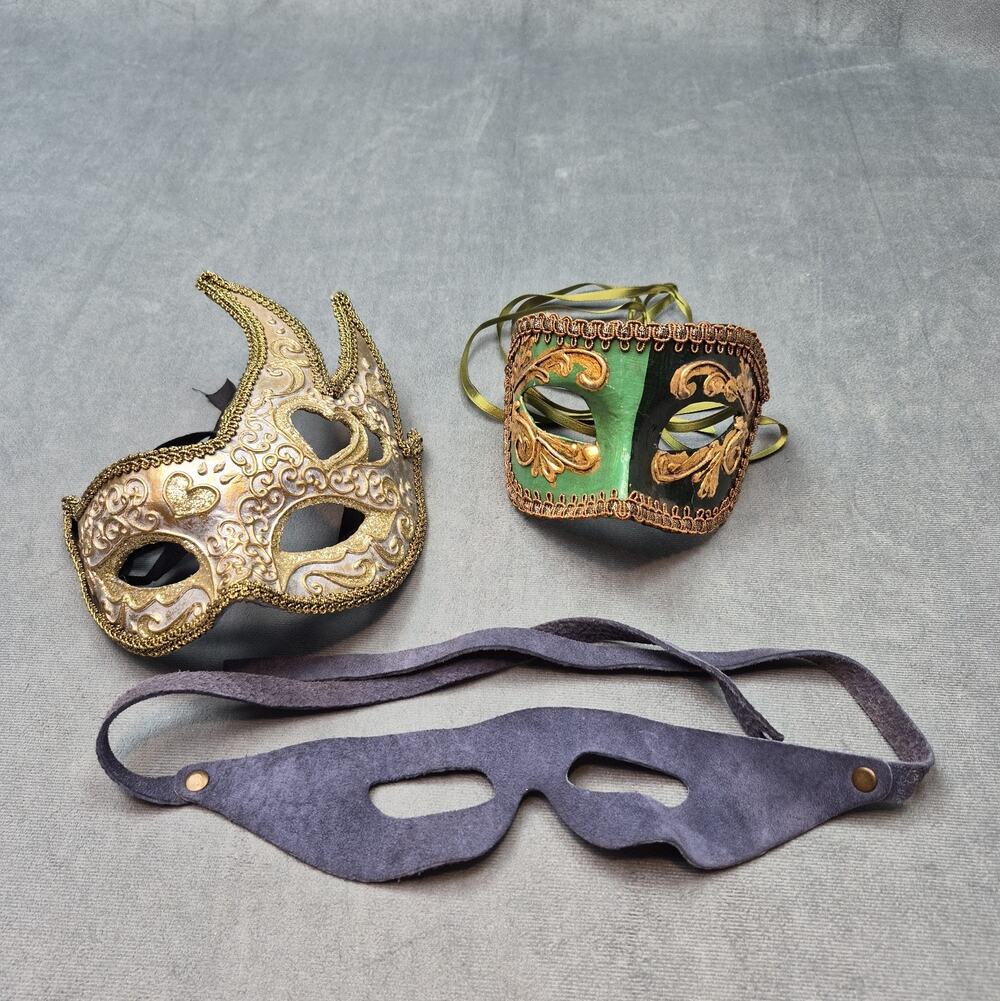 Masquerade Renaissance Masks, Suede Superhero Robin Hood Mask Lot of 3 Unisex